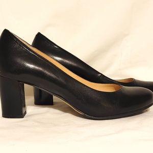 Cole Haan black leather dress shoe, 2 1/2 inch heel. Size 7B.